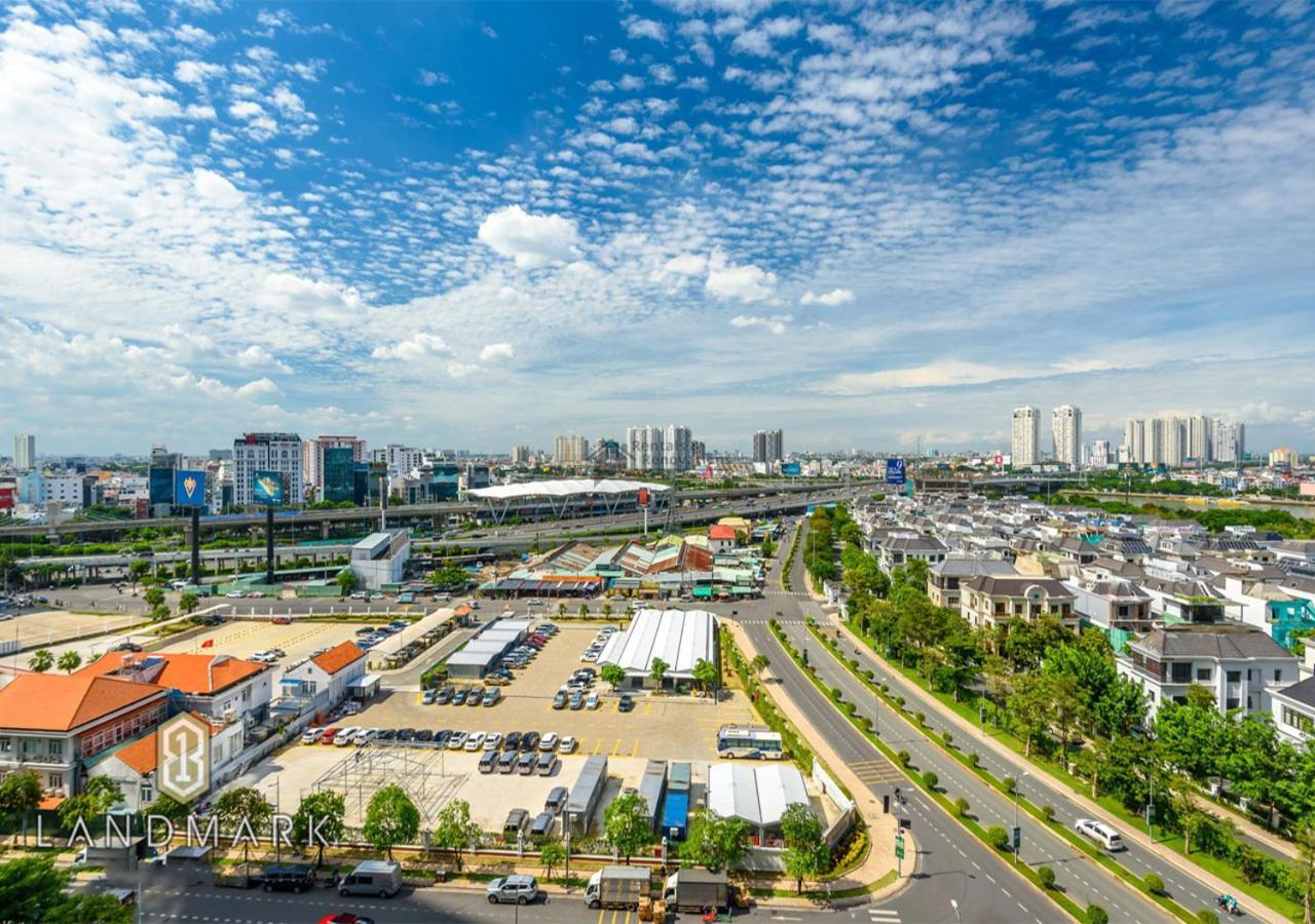 The Landmark Luxury Vinhomes Apartments - The Buildings Nearby Landmark 81 Central Ho Chi Minh City Exterior photo