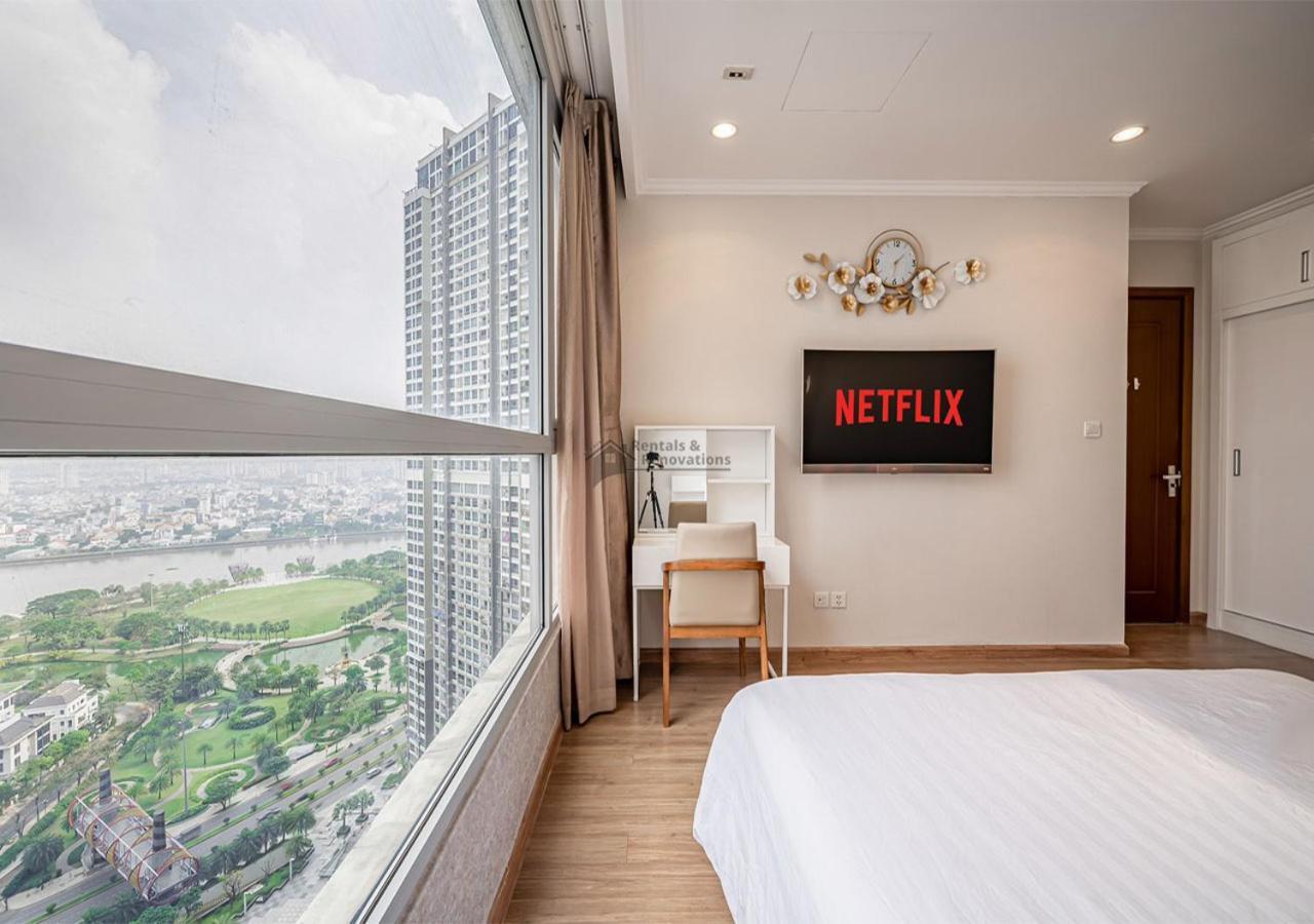 The Landmark Luxury Vinhomes Apartments - The Buildings Nearby Landmark 81 Central Ho Chi Minh City Exterior photo