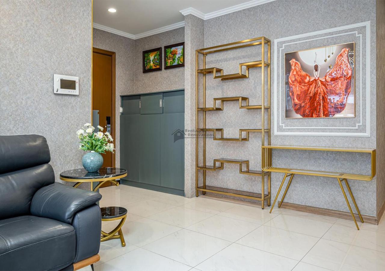 The Landmark Luxury Vinhomes Apartments - The Buildings Nearby Landmark 81 Central Ho Chi Minh City Exterior photo
